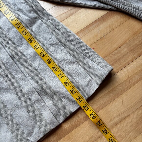 Issey Miyake FÊTE Women's Striped Blazer – Size 2 - Picture 5 of 11